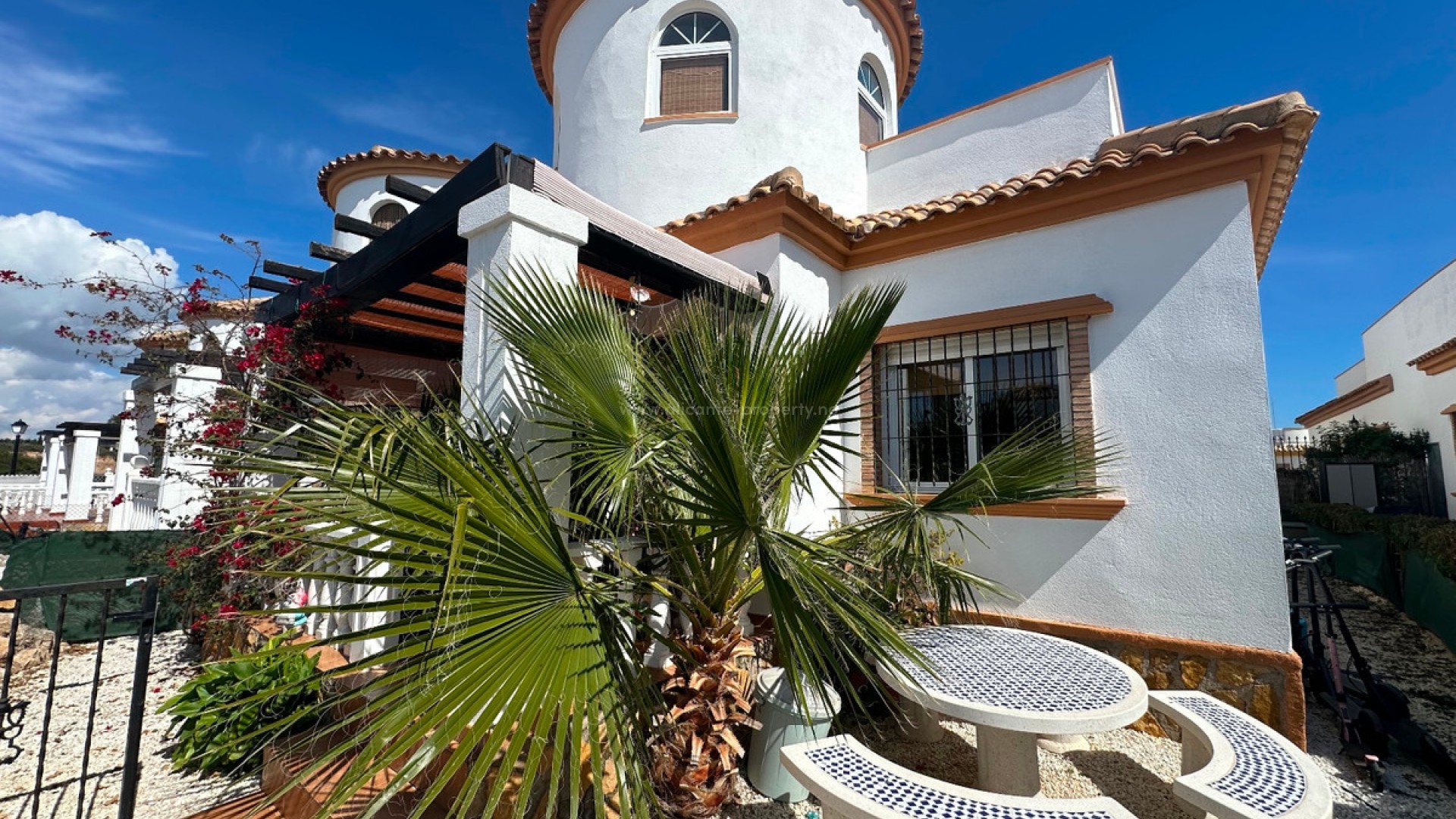 Villa in Urbanización El Raso