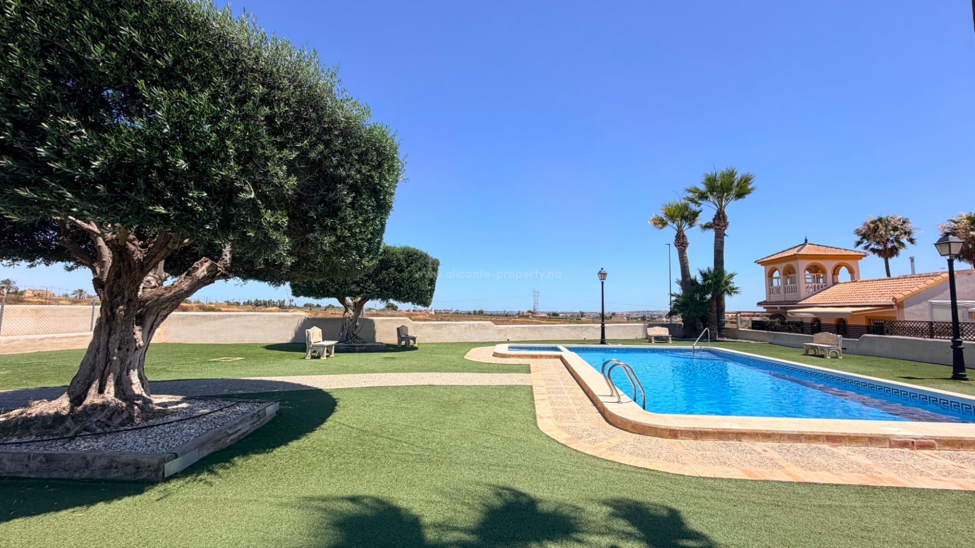 Villa in Urbanizacion montesol