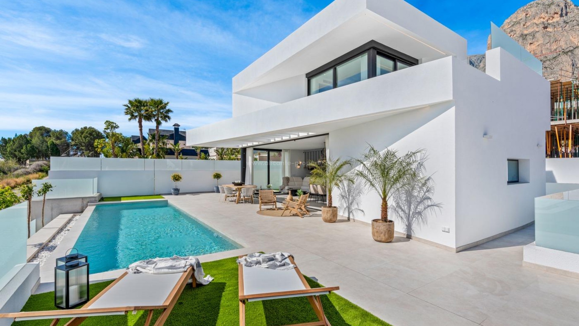 Villa in Urbanizaciones