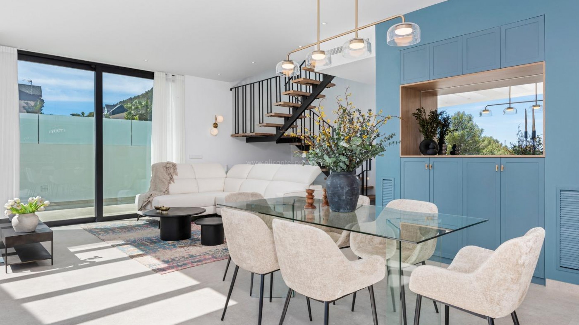 Villa in Urbanizaciones