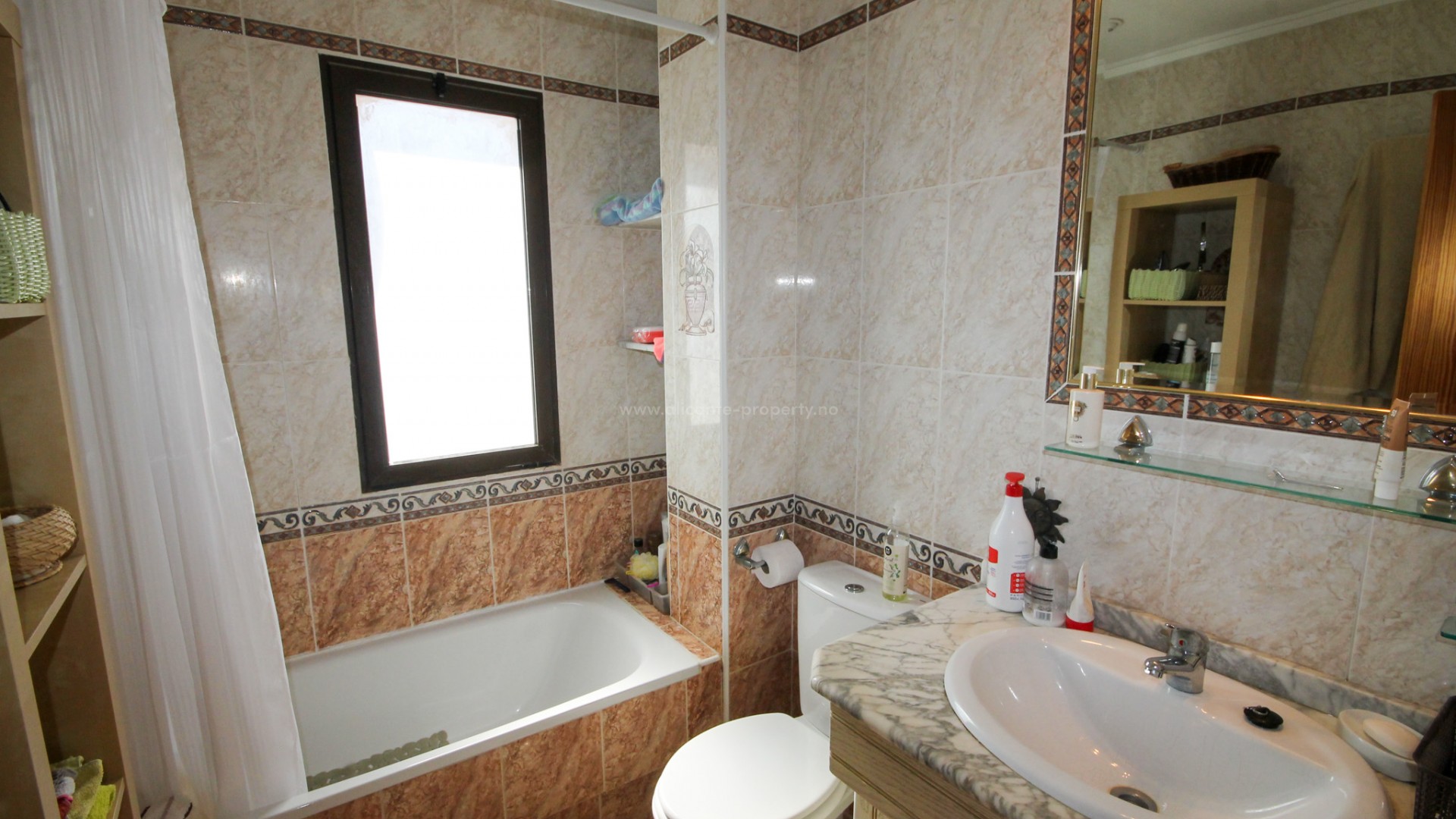 Villa in Villamartín