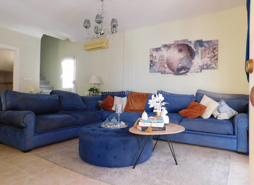 Villa in Villamartín