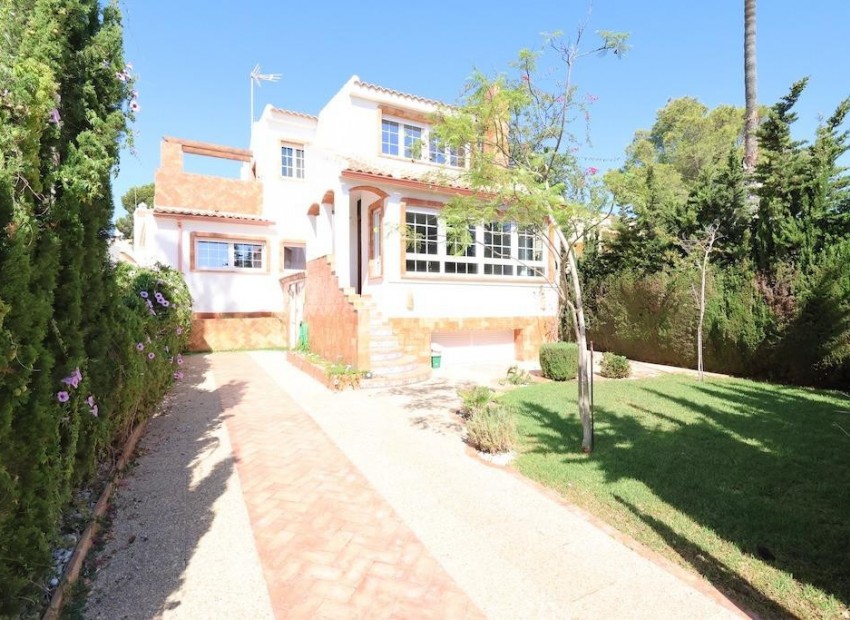 Villa in Villamartín