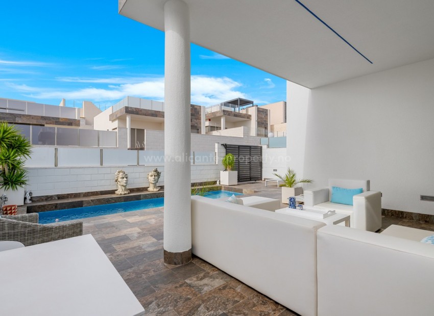 Villa in Villamartin