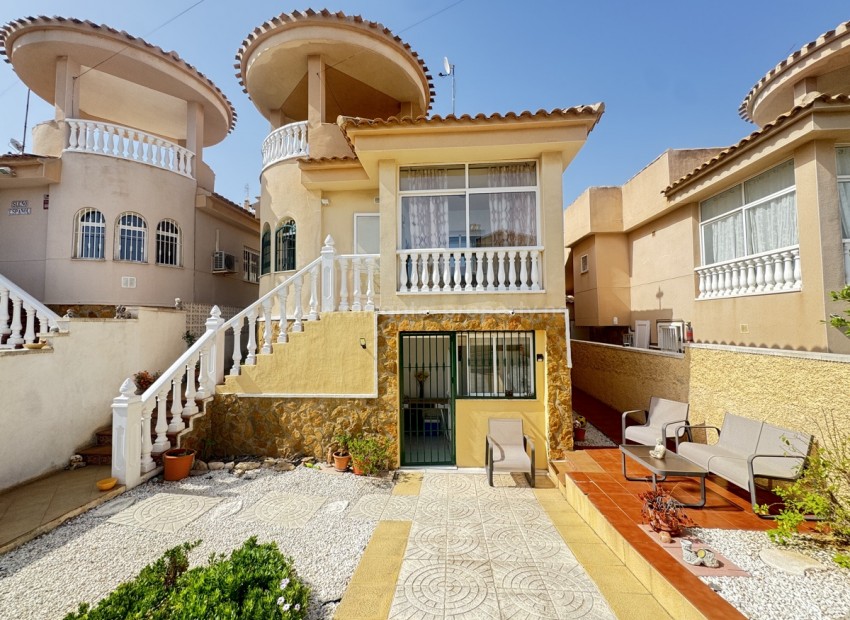 Villa in Villamartín