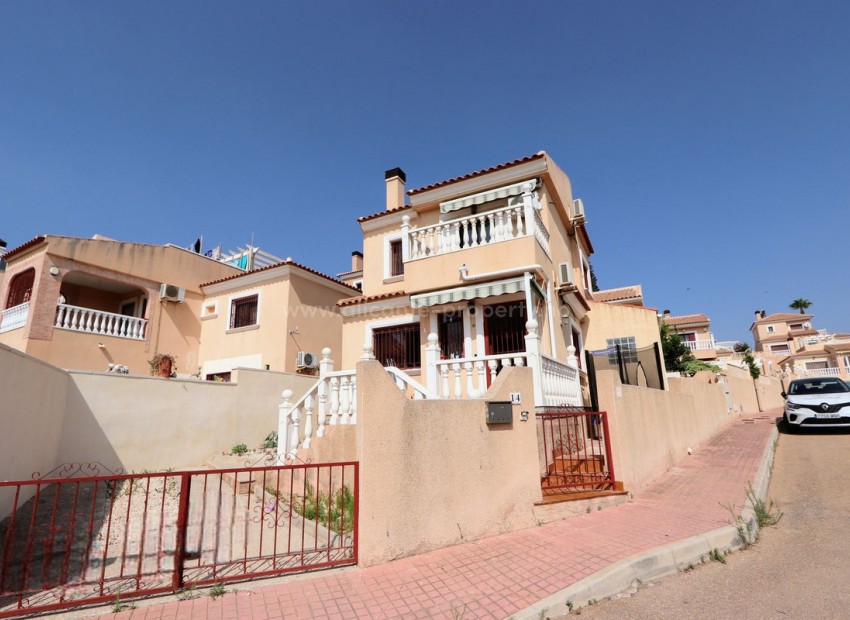 Villa in Villamartin