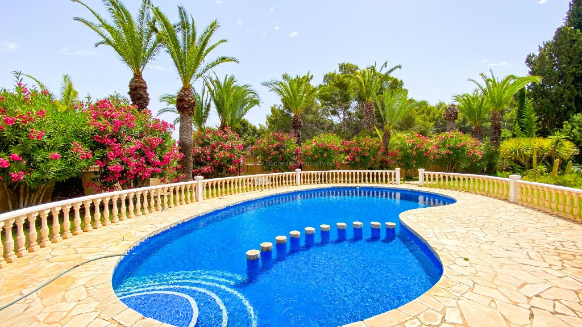Villa in Villamartín