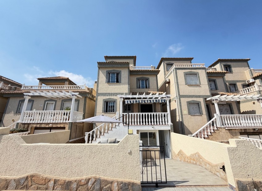 Villa in Villamartin