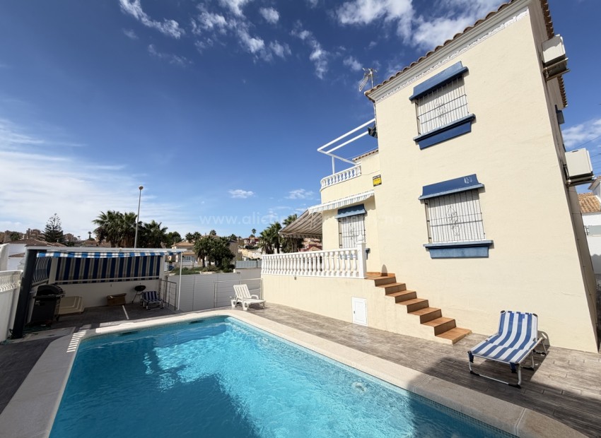 Villa in Villamartín