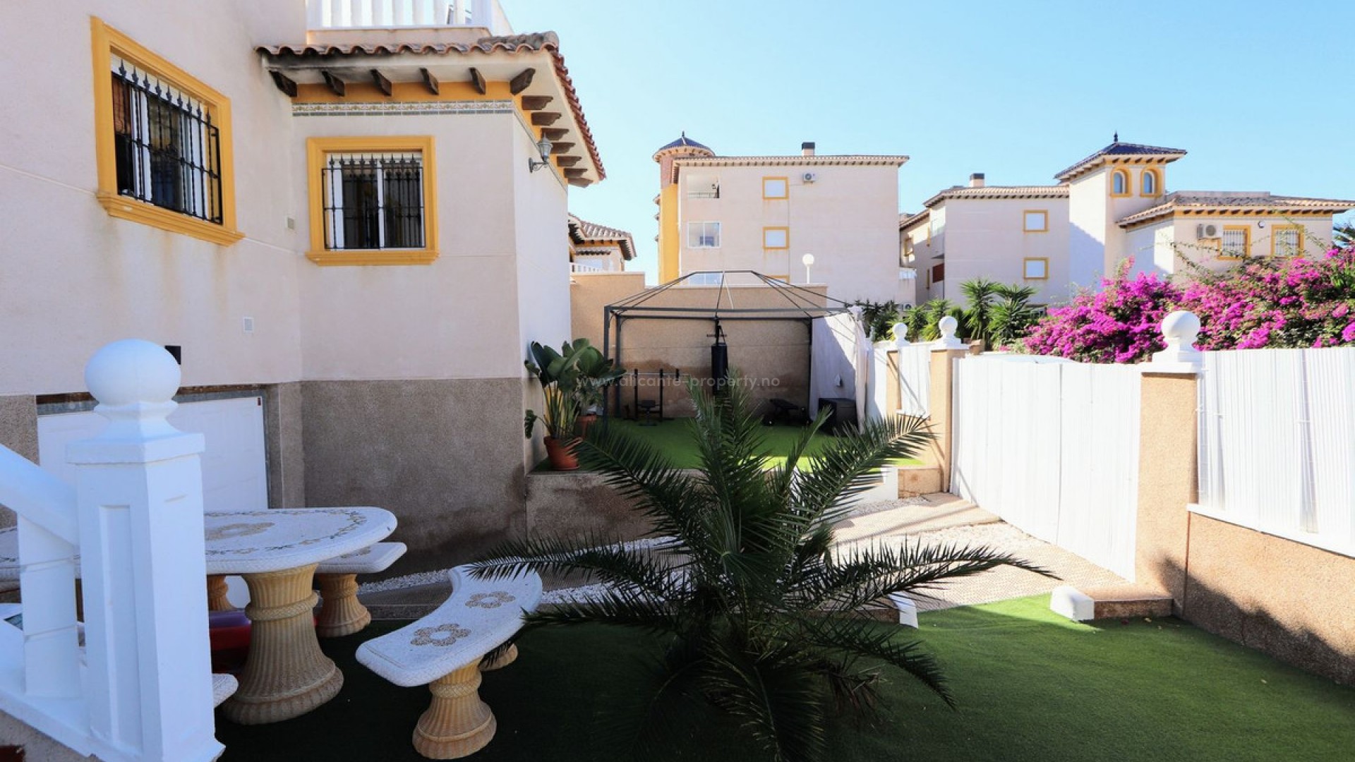 Villa in Villamartin