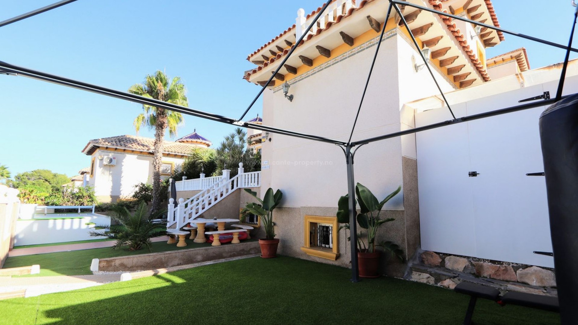 Villa in Villamartin