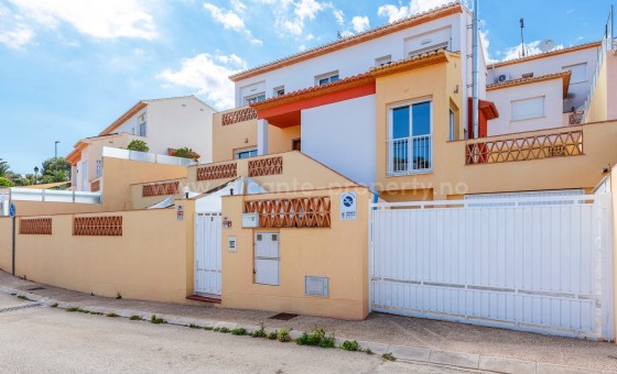 Villa - Resale - Alfaz del Pi - GAA-89310