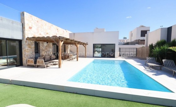 Villa - Resale - Algorfa - Algorfa Centro