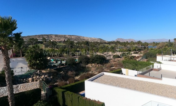 Villa - Resale - Algorfa -
                La finca Golf