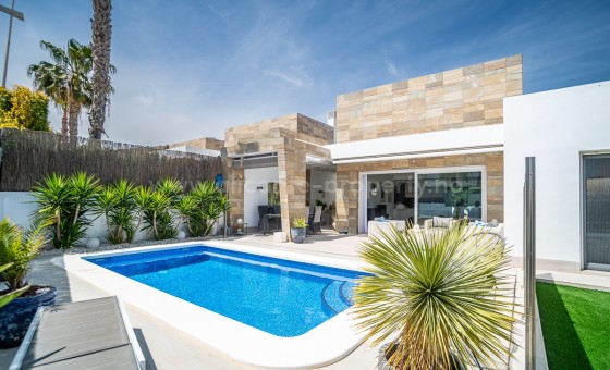 Villa - Resale - Algorfa - La finca Golf