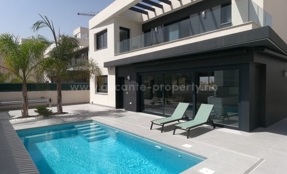 Villa - Resale - Algorfa -
                La finca Golf