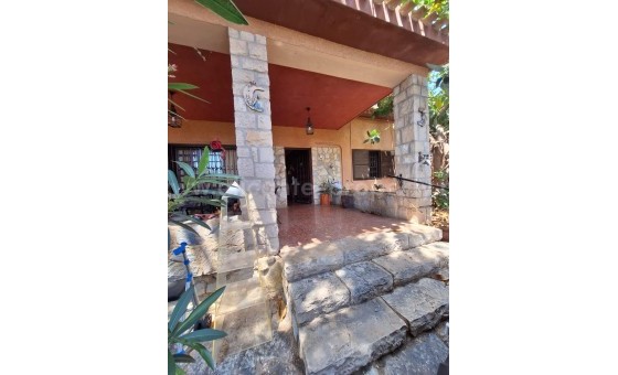 Villa - Resale - Alicante -
                Alicante Centro