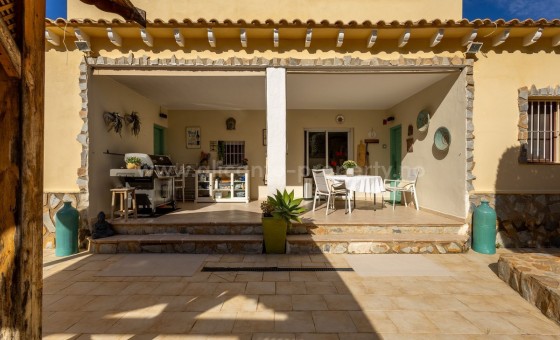 Villa - Resale - Almoradí - Almoradi Centro