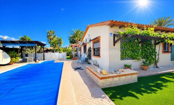 Villa - Resale - Cabo Roig - Cabo Roig