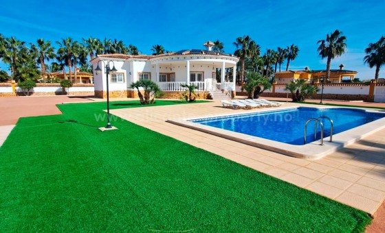 Villa - Resale - Catral - Catral Centro