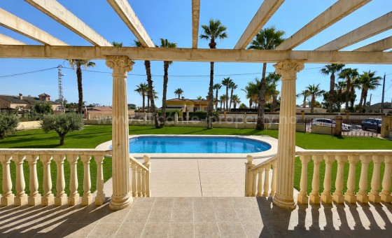 Villa - Resale - Catral - Catral Centro