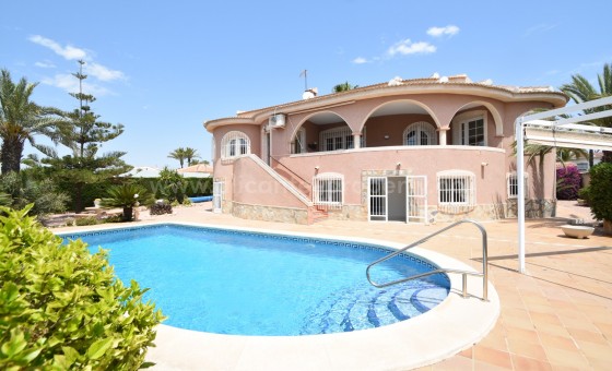 Villa - Resale - Ciudad Quesada - Center