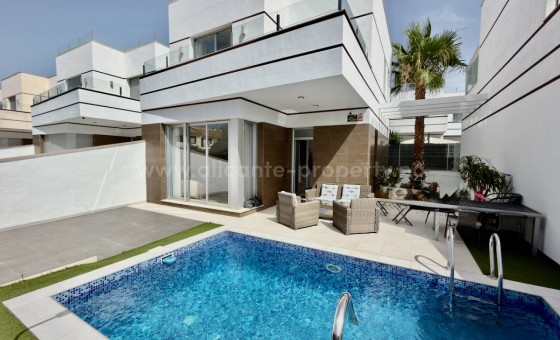 Villa - Resale - Ciudad Quesada - Costa Blanca