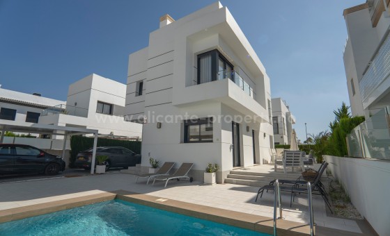 Villa - Resale - Ciudad Quesada - Doña Pepa