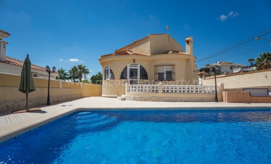 Villa - Resale - Ciudad Quesada - Town Center