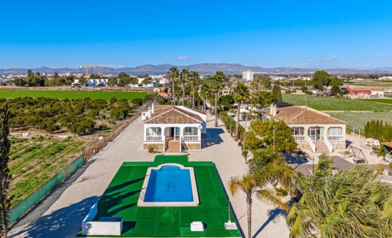 Villa - Resale - Dolores - Dolores Centro