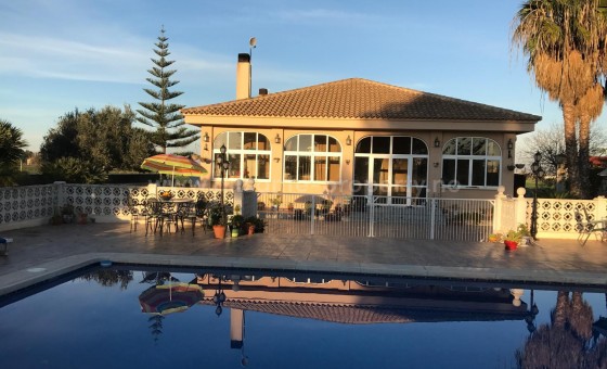 Villa - Resale - Dolores - Dolores