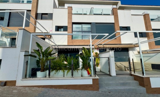 Villa - Resale - Guardamar del Segura - Guardamar del Segura Centro