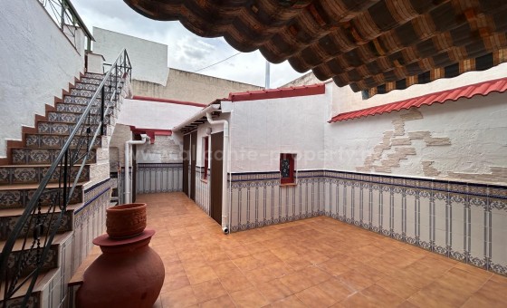 Villa - Resale - Jacarilla -
                Jacarilla