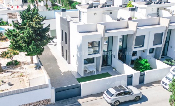 Villa - Resale - l'Alfas del Pi -
                Albir