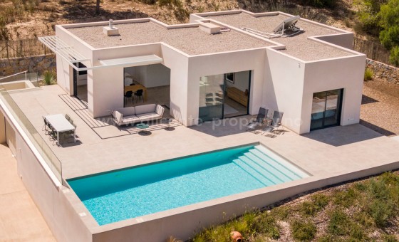 Villa - Resale - Las Colinas - Las Colinas Golf Resort
