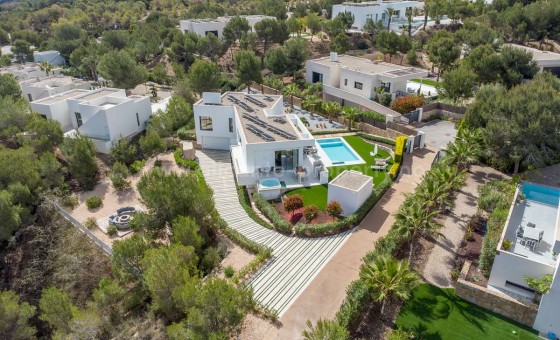 Villa - Resale - Las Colinas - Las Colinas Golf Resort