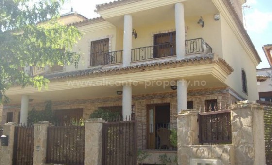 Villa - Resale - Los Alcazares - CL-16686