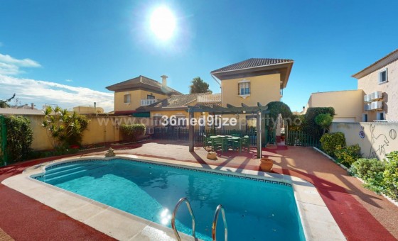 Villa - Resale - Los Alcazares - Los Alcazares Centro