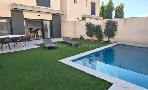 Villa - Resale - Los Alcazares - Los Alcazares