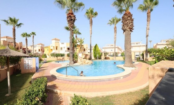 Villa - Resale - Los Altos -
                Los Altos