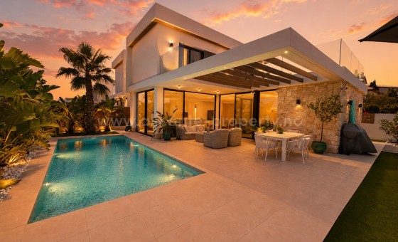 Villa - Resale - Orihuela -
                Cabo Roig