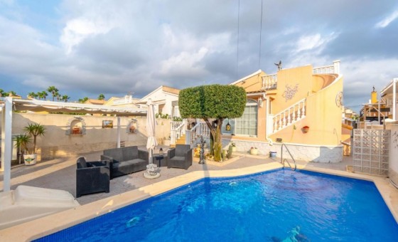 Villa - Resale - Orihuela Costa -
                Playa Flamenca