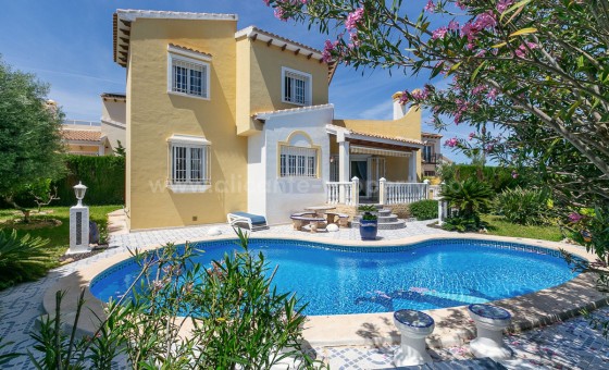 Villa - Resale - Orihuela - Orihuela Costa
