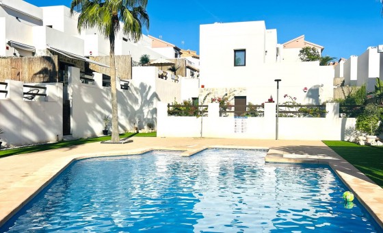 Villa - Resale - Orihuela - Orihuela Costa