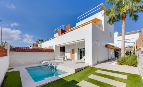 Villa - Resale - Pilar de la Horadada - Pilar de la Horadada Centro