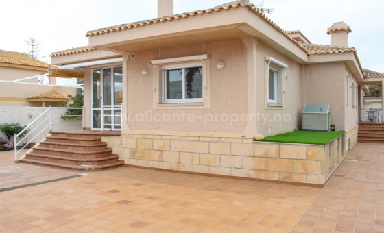 Villa - Resale - San Javier - La Manga Del Mar Menor