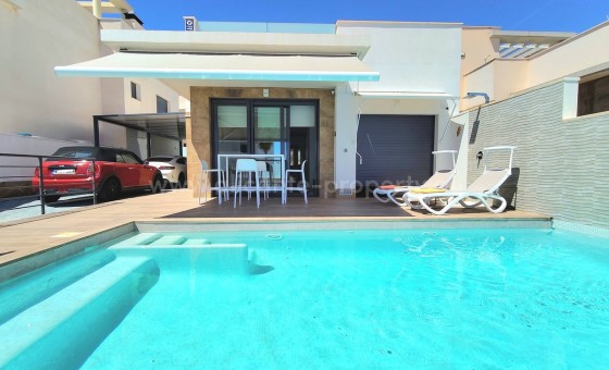 Villa - Resale - San Miguel de Salinas - San Miguel de Salinas Centro