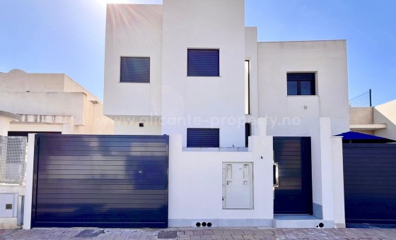 Villa - Resale - San Pedro del Pinatar - San Pedro del Pinatar