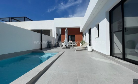 Villa - Resale - Torre Pacheco -
                Roldan