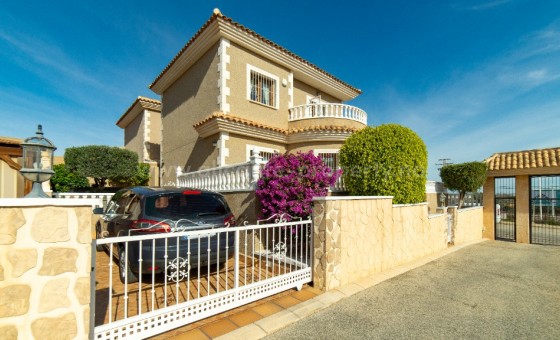 Villa - Resale - Torrevieja - Los Altos